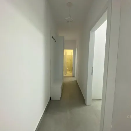 Apartamente Selite アパート ティラナ